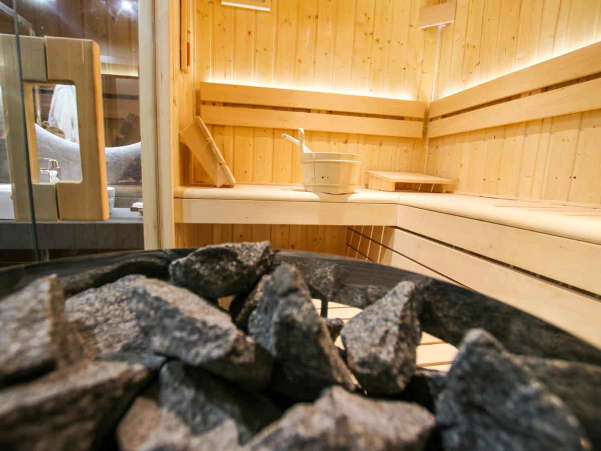 Projekt Swit - Domki Z Prywatna Jacuzzi I Sauna Живец Экстерьер фото